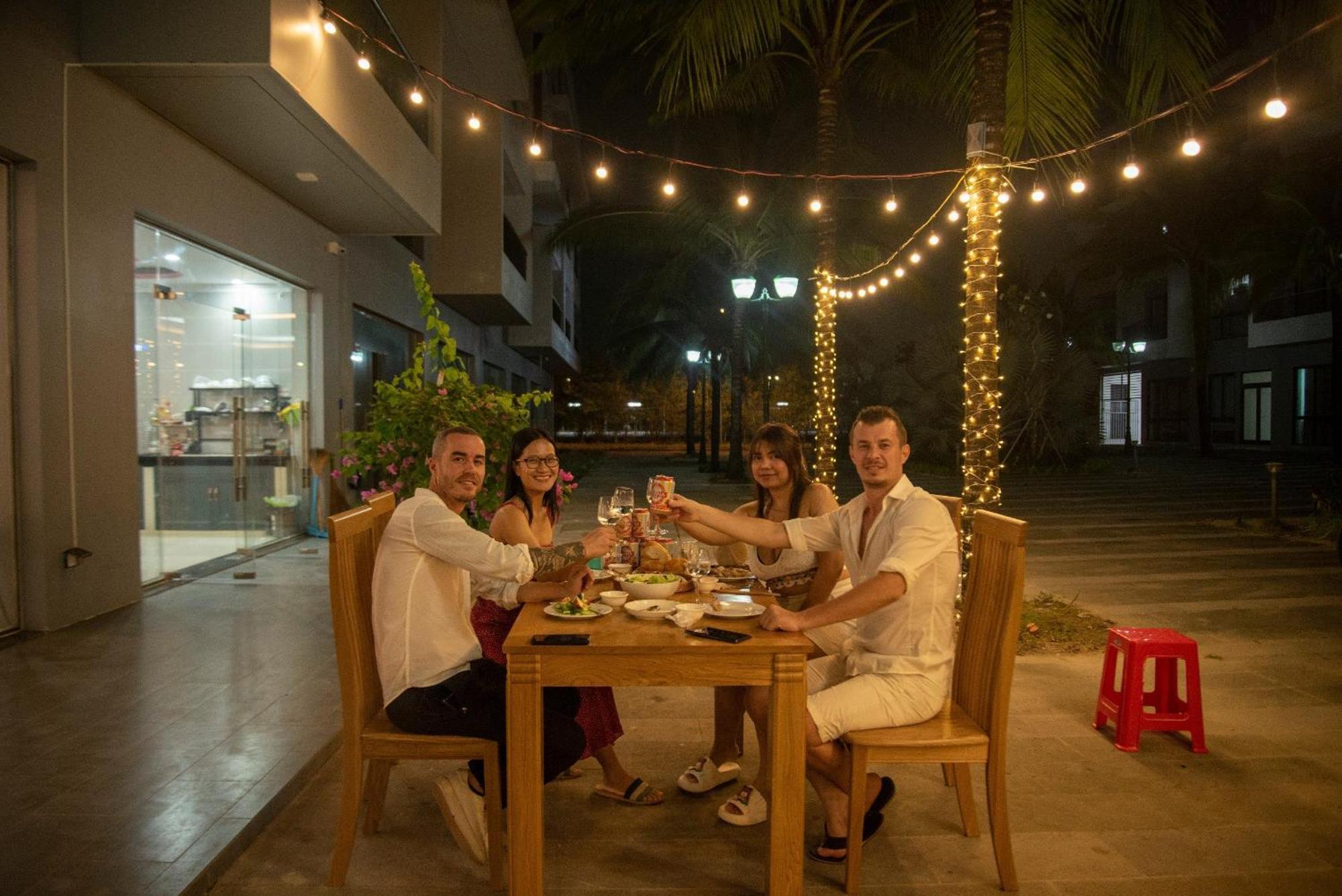 Hana Hotel Sonasea Night Market Duong Dong Exterior foto